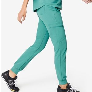NWT FIGS XXS Petite Zamora Jogger - Marine